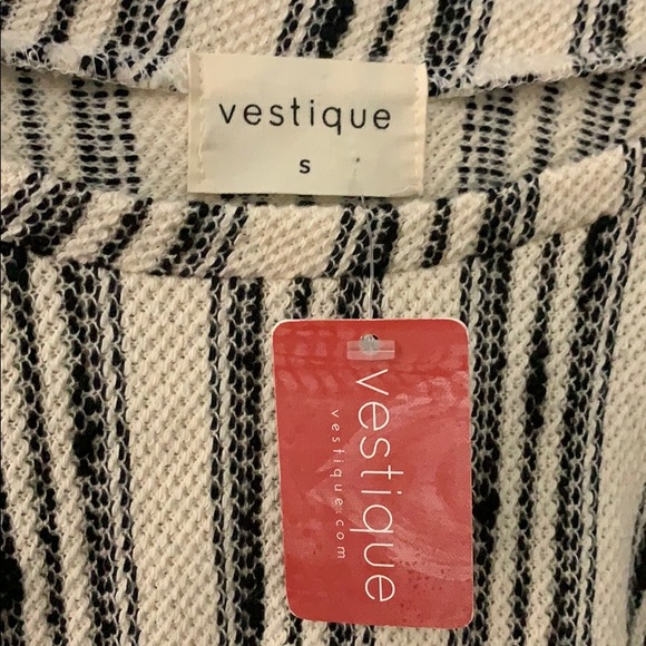 Vestique San Antonio Crop Sweater - Picture 3 of 3
